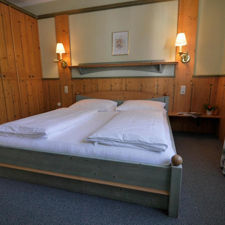 Landgasthof Kirchenwirt Grossraming Buitenkant foto