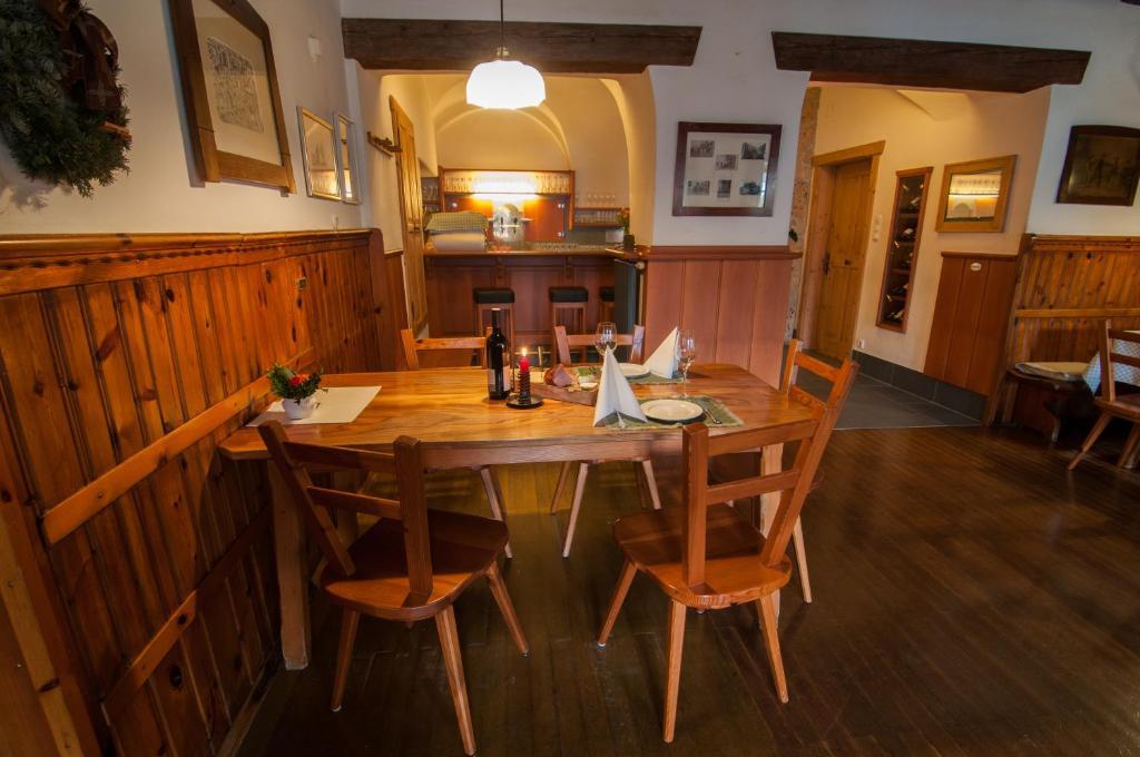 Landgasthof Kirchenwirt Grossraming Buitenkant foto